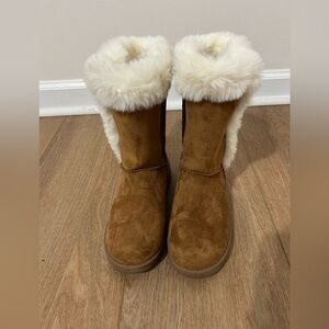 Cozy Brown Faux Fur Lined Boots